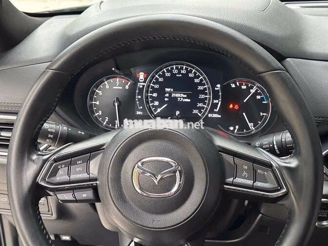 Mazda CX5 2.0 Premium 2020 Đen 8 vạn