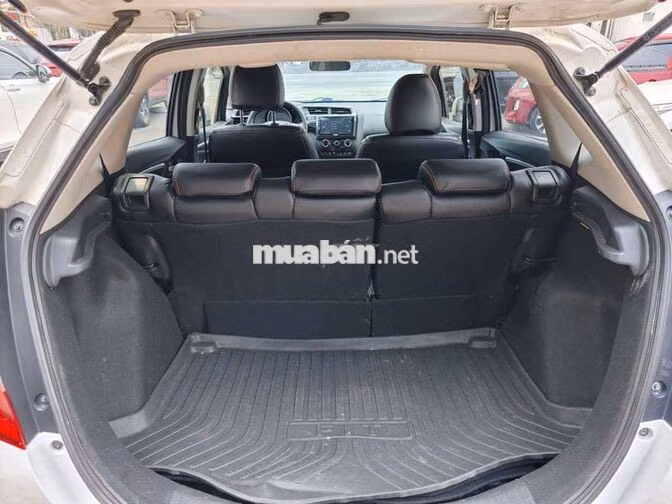 Honda Jazz 2018 V 1.5L, hatchback 5 chỗ,màu trắng