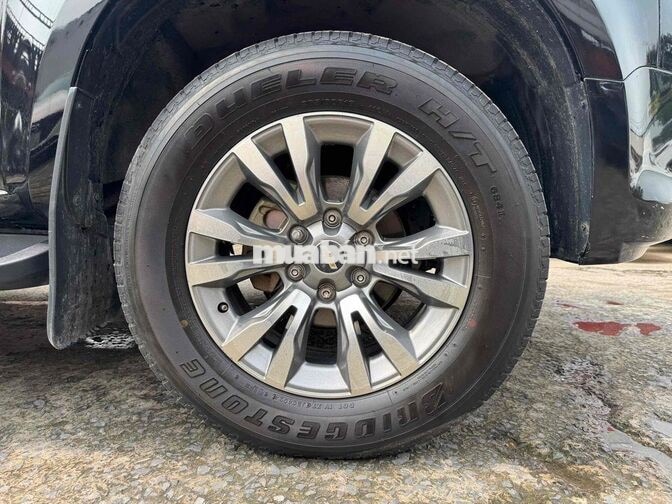 Chevrolet Traiblazer 2019 7 chỗ Máy dầu Đen