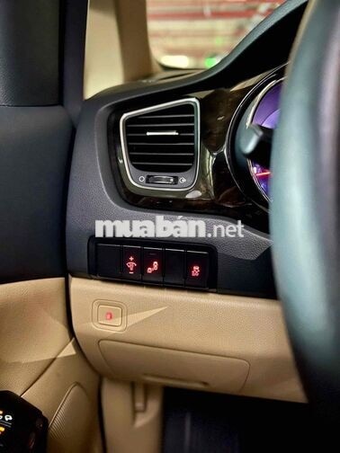 Kia Sedona 2019 2.2D Platinum Trắng/Kem 105.000km