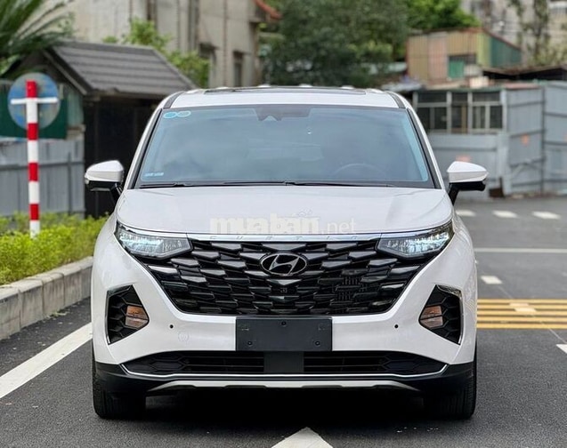 Hyundai Custin 2.0T 7 chỗ rộng rãi model 2024