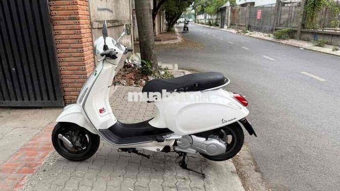Piaggio Vespa Đèn tròn 2015