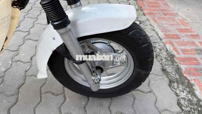 Honda Chaly 84 Trắng 110cc