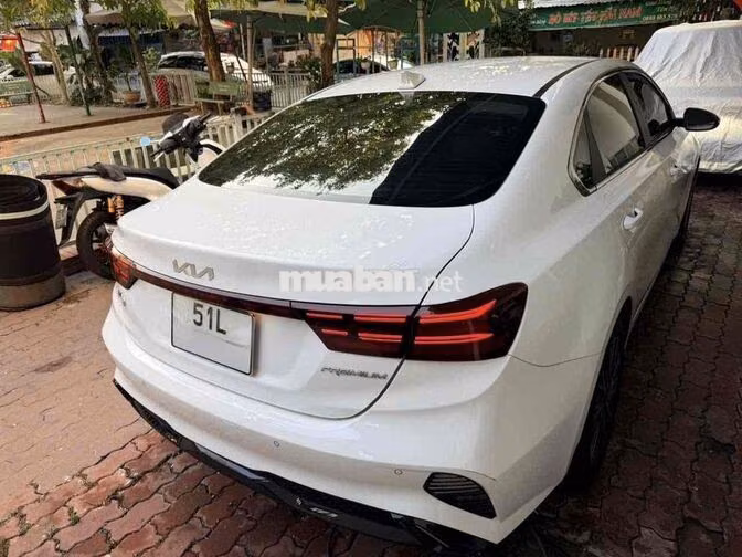 Kia K3 1.6L Premium Trắng 25.000km