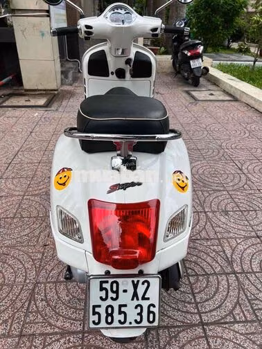 Piaggio GTS 125 3Vie 2013 Trắng Ý
