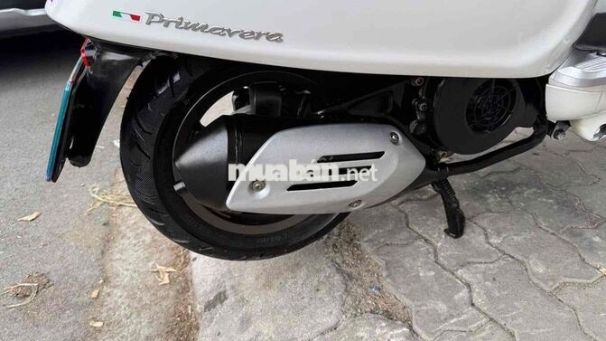 Piaggio Vespa Đèn tròn 2015