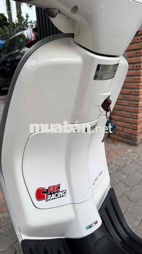 Piaggio Vespa Đèn tròn 2015