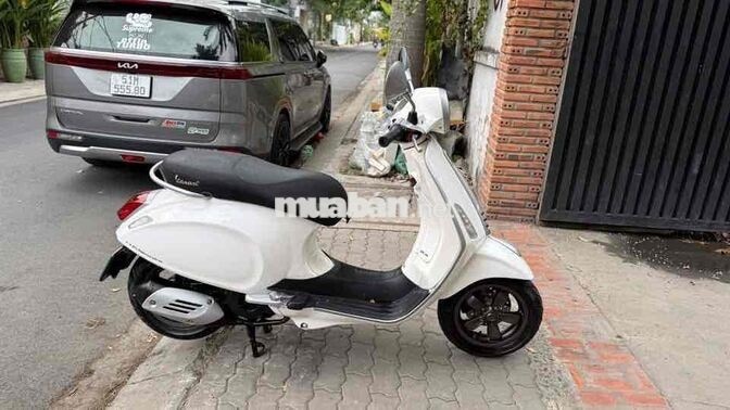 Piaggio Vespa Đèn tròn 2015