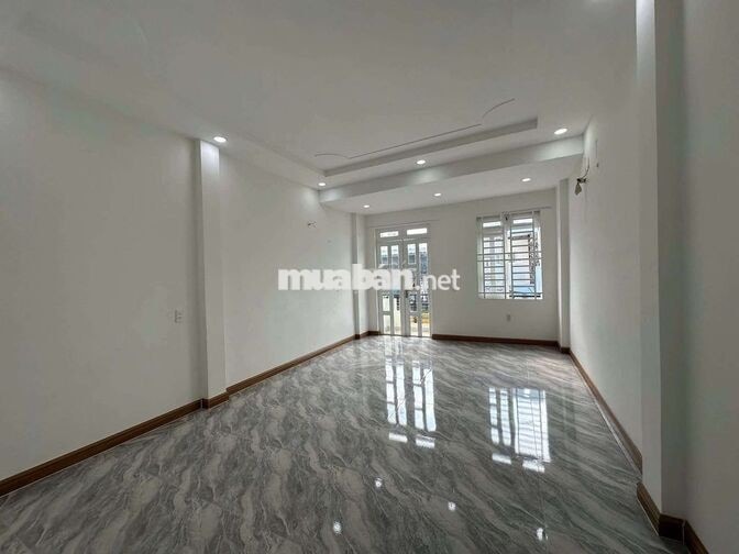 cho thuê nhà ngã tư ga giáp gò vấp giá 8tr/ tháng