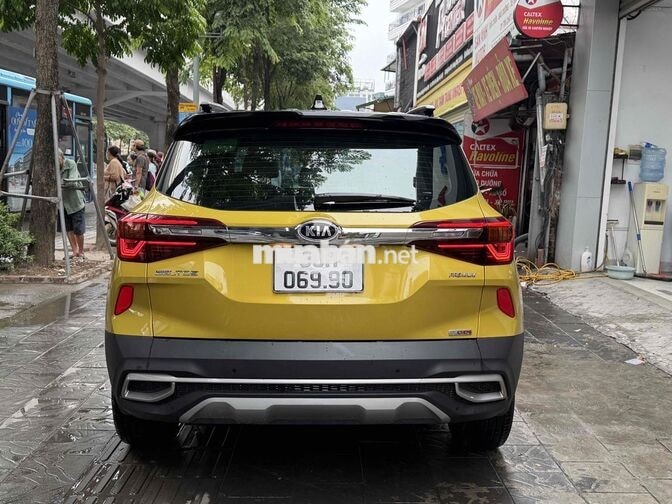 KIA Seltos 1.4 Turbo Premium 2021 Vàng siêu mới