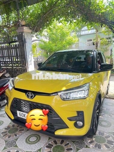 Toyota Raize 2023 Vàng nóc đen 30.000 km