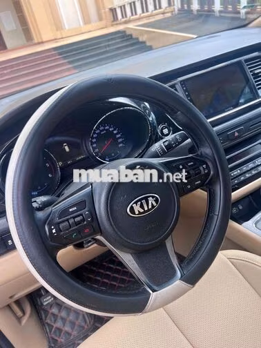 KIA SENDONA 2016 7 chỗ Tự động Trắng 12 vạn