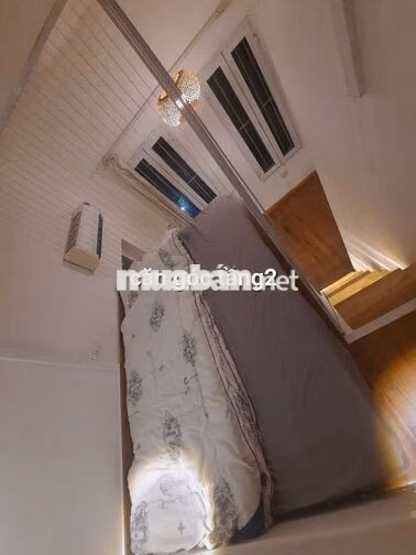 Tôi là chính chủ cho thuê căn STUDIO 65 Lý Nam Đế