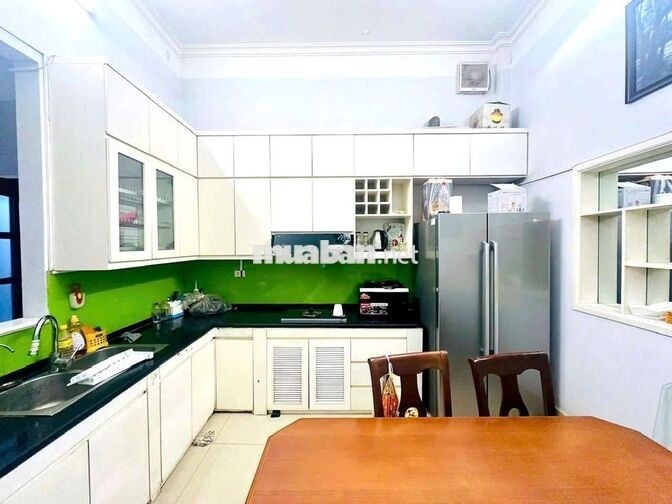 Lương Đình Của, Đống Đa - 50m x 3 tầng, 4 ngủ, full nội thất, sát ô tô