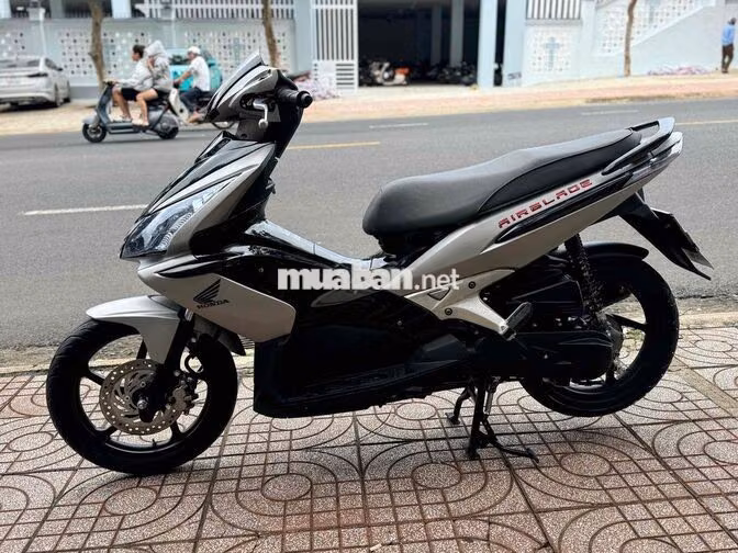 Honda Air Blade 2010 Xám đen