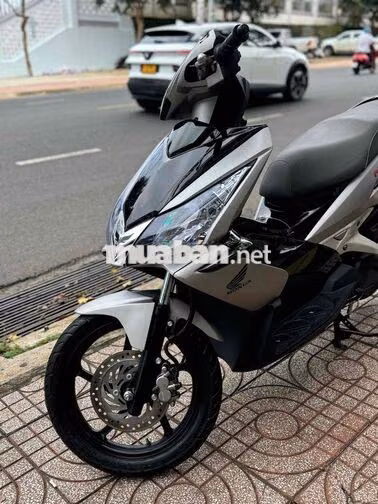 Honda Air Blade 2010 Xám đen