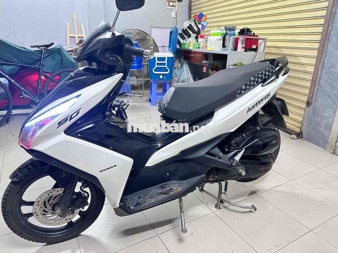 Honda Air Blade Trắng đen 51.376 km