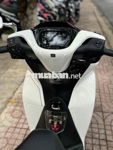 Honda SH (160cc ABS )2026 Trắng sứ 3000 km