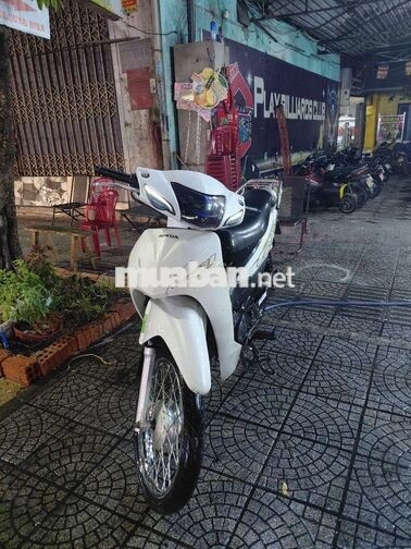 Honda Wave a Trắng