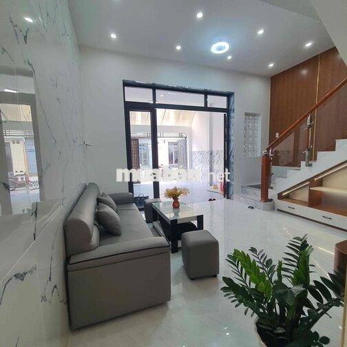 NHÀ TRỆT LẦU KHU DÂN CƯ PHƯỜNG 9 gần công viên