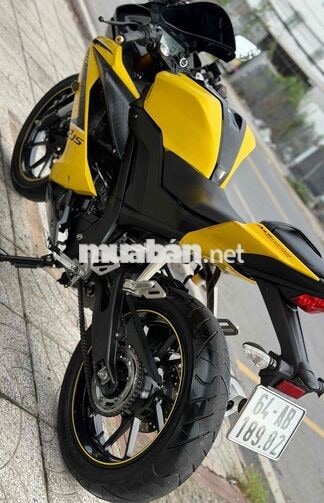 Yamaha R15 V3 Vàng Đen