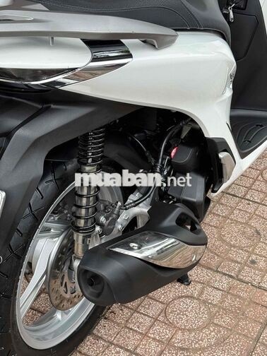 Honda SH Nam 2022 Trắng
