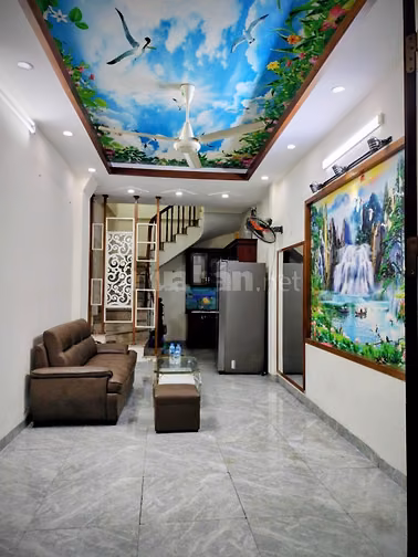 NHÀ TÂN MAI 40M2 GIÁ 6,3 TỶ MẶT TIỀN 4M NGÕ THÔNG