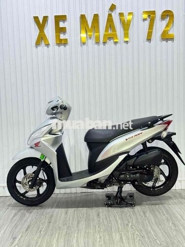 Honda Vision Bạc