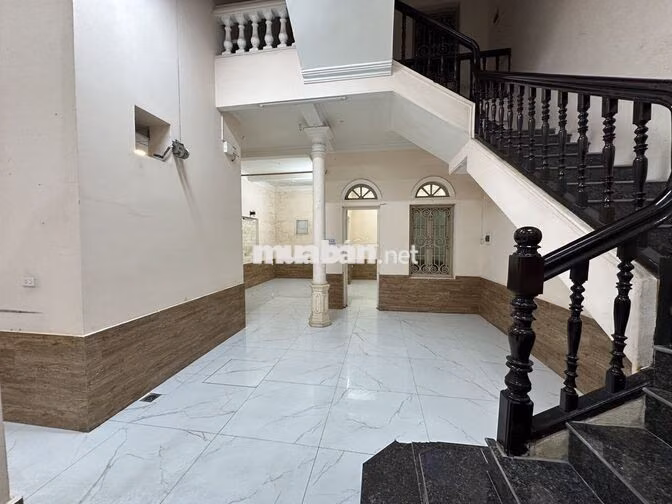 CHO THUÊ NHÀ MẶT PHỐ SỐ 44 LƯƠNG VĂN TỤY, TP NINH BÌNH 