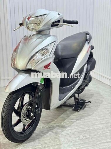 Honda Vision Bạc