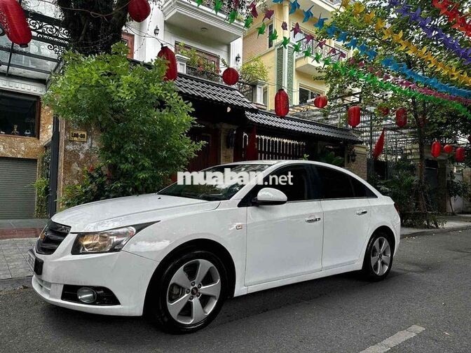 Chevrolet Cruze 2013 Bản Full cửa nóc Tự động