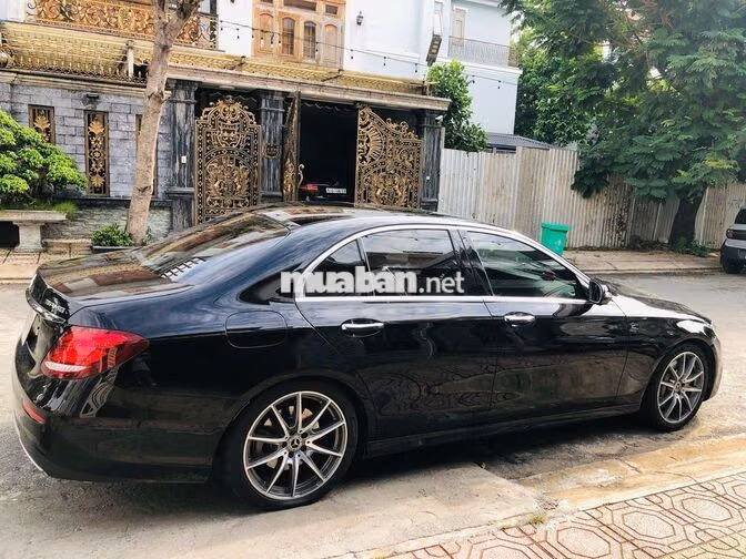 Bán xe Mercedes-Benz