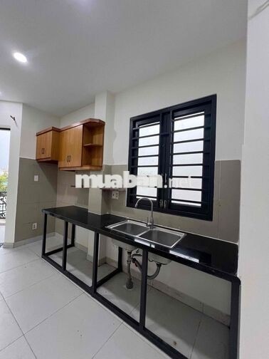 Cho Thuê Nhà DT 70m2 1Trệt 2Lầu 3Pn 3Wc Ngay Công Viên TL37 Hẻm Rộng