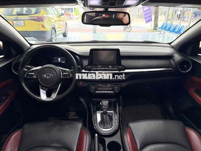 Bán xe Kia Cerato 2.0 Premium bản cao cấp màu đỏ