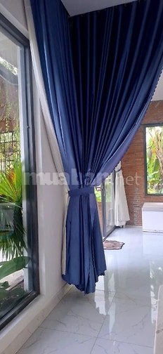 Căn nhà toạ lạc tại xã mỹ yên .không gian yên tỉnh thoáng mát .ao sen 