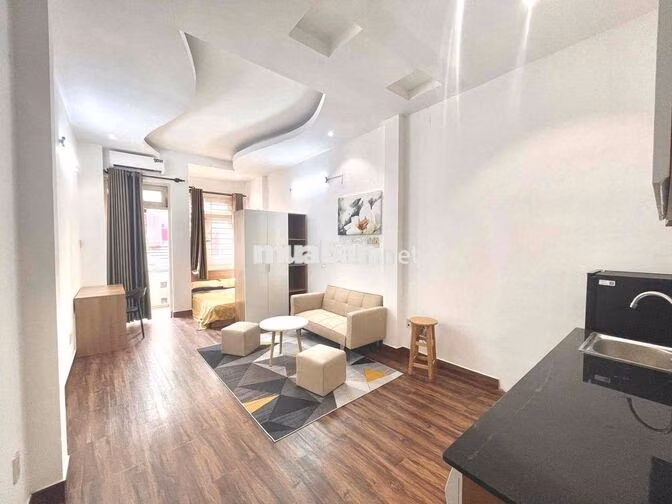 STUDIO BAN CÔNG FULL NỘI THẤT TẠI NGUYỄN HỮU CẢNH GẦN CÁC ĐH LỚN