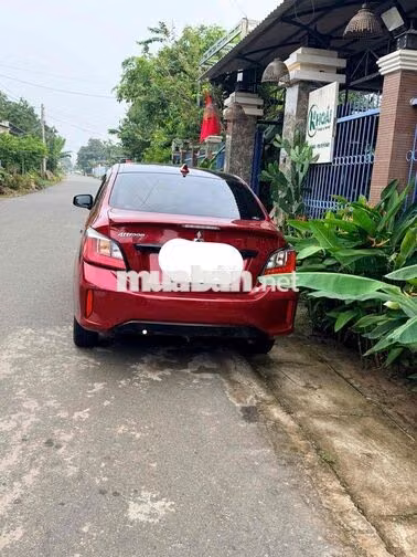 Mitsubishi Attrage Số tự động 5 chỗ Nhập khẩu