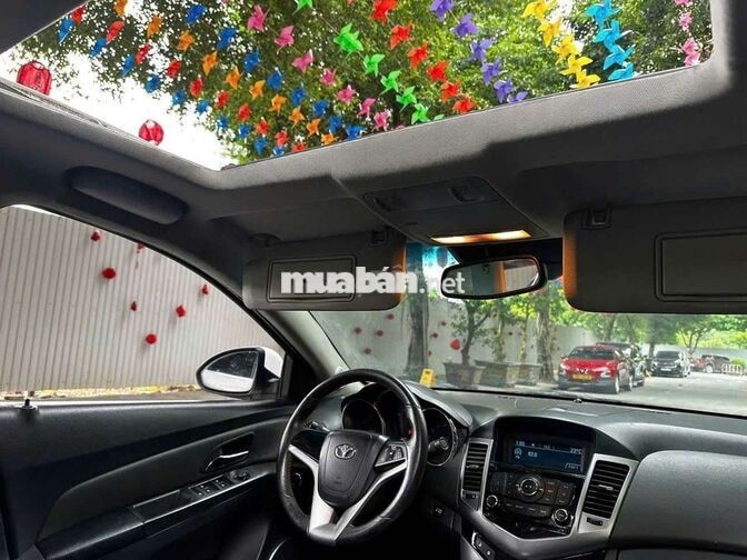 Chevrolet Cruze 2013 Bản Full cửa nóc Trắng