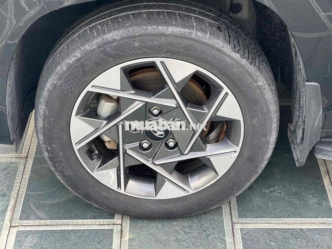 Hyundai Stargazer X 2022 72000 km Đen