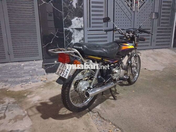 Honda Win Indonesia Đen