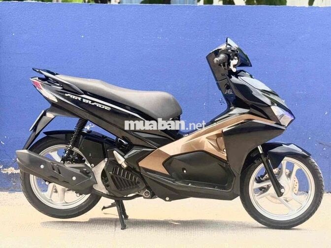 Honda Airblade 2016 Đen bóng chính chủ
