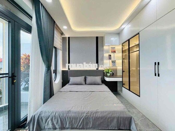 NHÀ PHỐ MỚI XÂY NỘI THẤT CAO CẤP