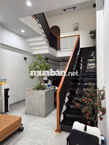 NHÀ MẶT TIỀN ĐƯỜNG KINH DOANH 3 TẦNG, ĐÃ HOÀN CÔNG, FULL NỘI THẤT.