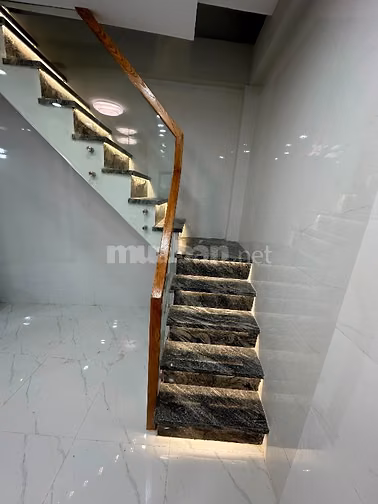 Nhà quận 10 gần chung cư Ấn Quang