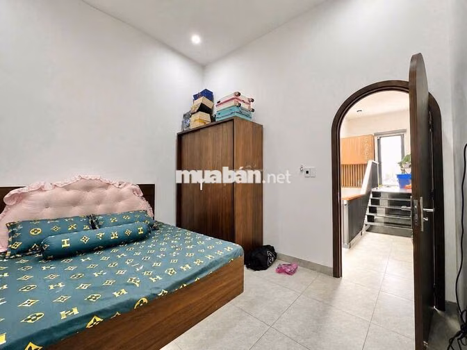 NHÀ MẶT TIỀN ĐƯỜNG KINH DOANH 3 TẦNG, ĐÃ HOÀN CÔNG, FULL NỘI THẤT.