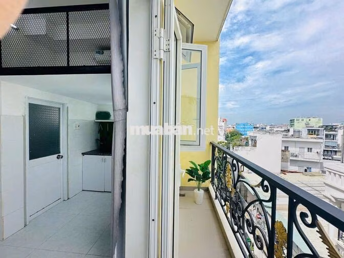 DUPLEX BAN CÔNG - CỬA SỔ THOÁNG NGAY DƯƠNG QUẢNG HÀM - GẦN EMART PVT