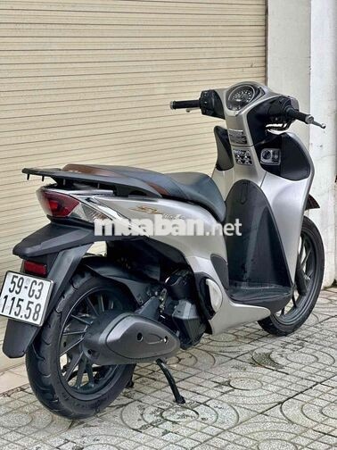 Honda SH Mode 2023 Bạc Đúng đồng hồ