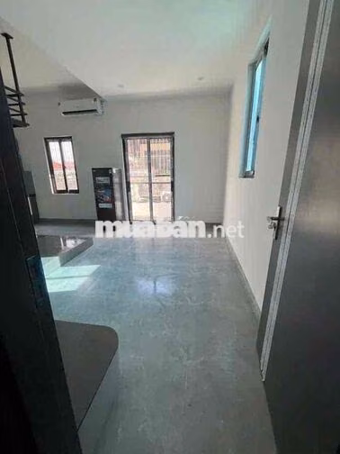 Bán Toà Căn Hộ Dịch Vụ Nguyễn Khánh Toàn