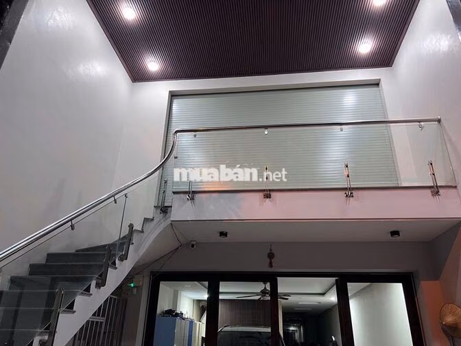 Cho thuê sàn tầng 2- 100m2 Khuất Duy Tiến, T. Xuân, HN