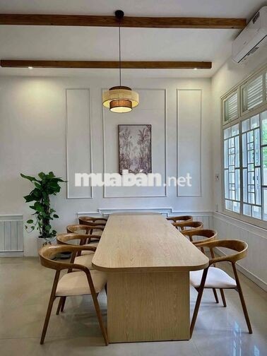 VILLA SÁT PHẠM VĂN ĐỒNG,GẦN CẦU SÔNG HÀN,6PN,7WC